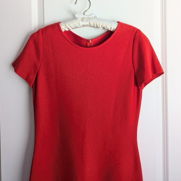 St. John Knit SIZE 6 Geranium Red A-Line Midi Dress Luxury - Picture 4 of 7